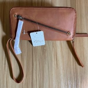 Free People - vegan wallet